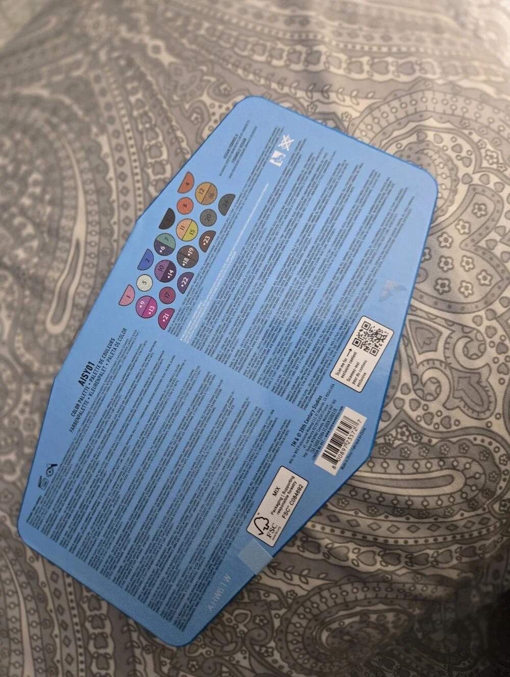 NYX Professional Makeup x Avatar Eyeshadow Palette